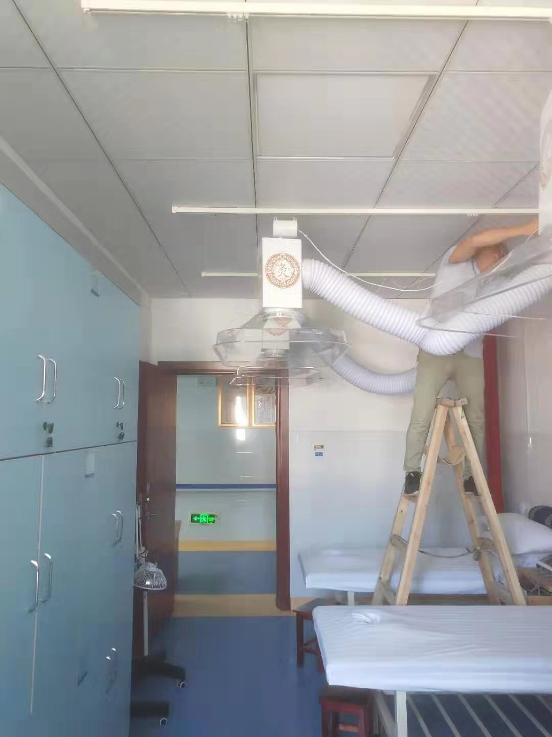 安化醫院（華仔）艾灸排煙設備安裝