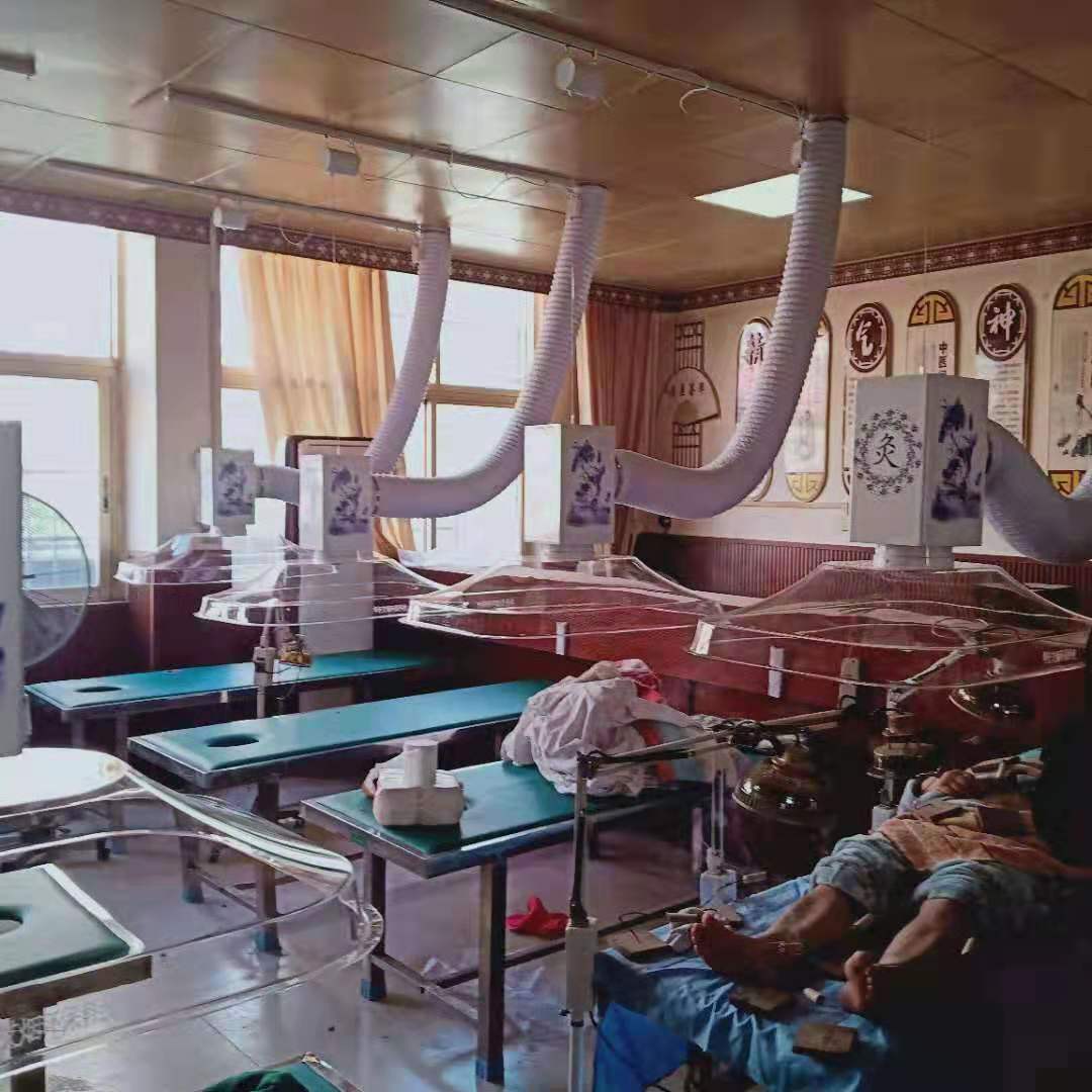 廣西醫院（華仔）專業艾灸排煙系統安裝完工